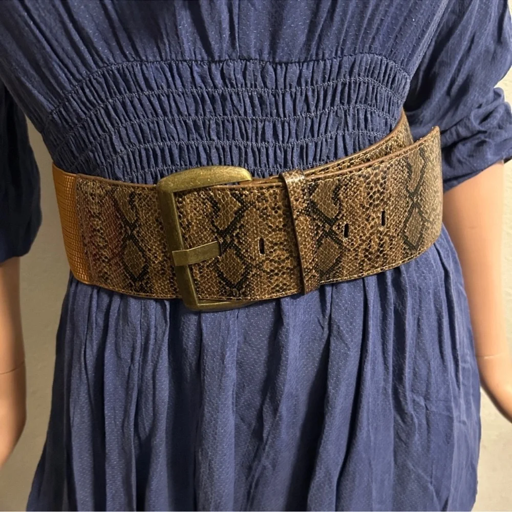 set of 3 Stylish elastic woman Belts - Picture 5 of 5